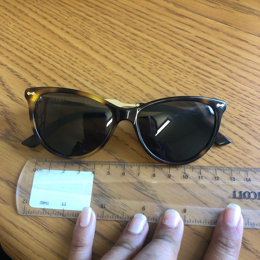 Gucci sun glass